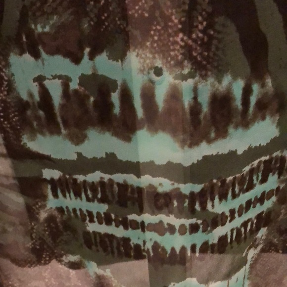 Beautiful INC Black/mint 🎉2xHP🥳 Green Shirt - Picture 3 of 6